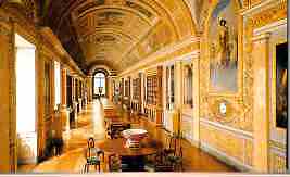 Photo of the Gallery of Diane at the chateau de Fontainebleau